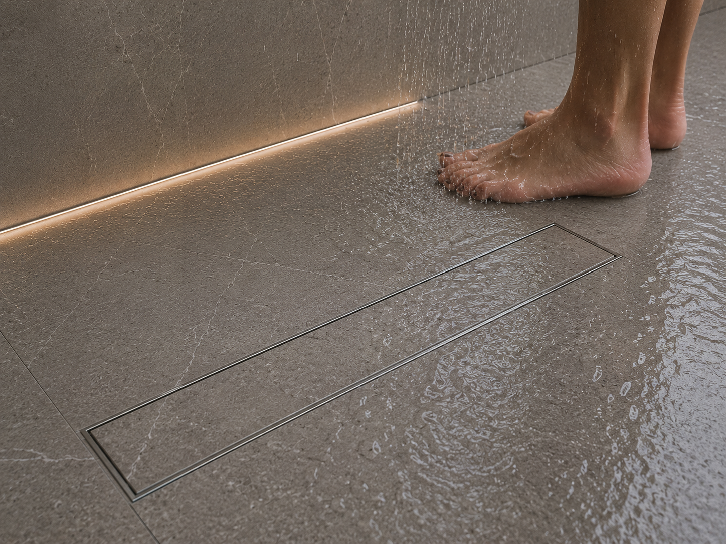 TILE INSERT CHANNEL DRAINER